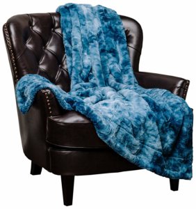 Softest Blanket - Comfy Blanket Review