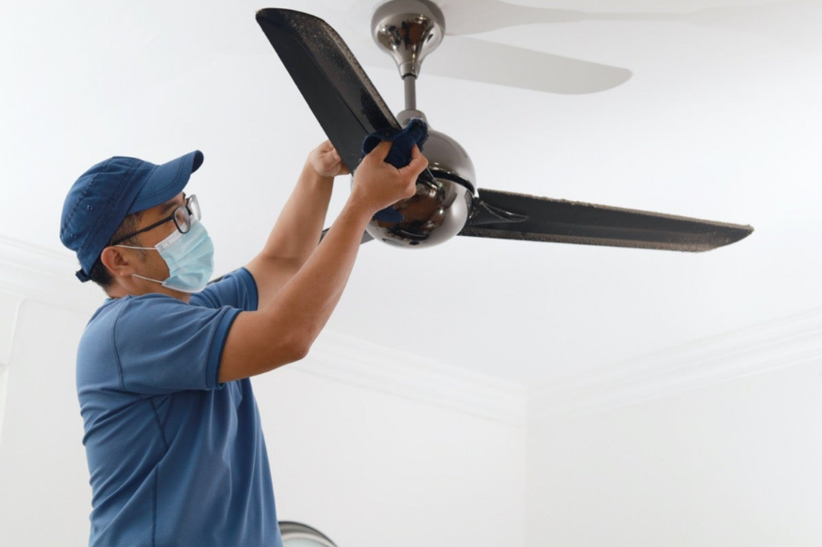 Drying ceiling fans