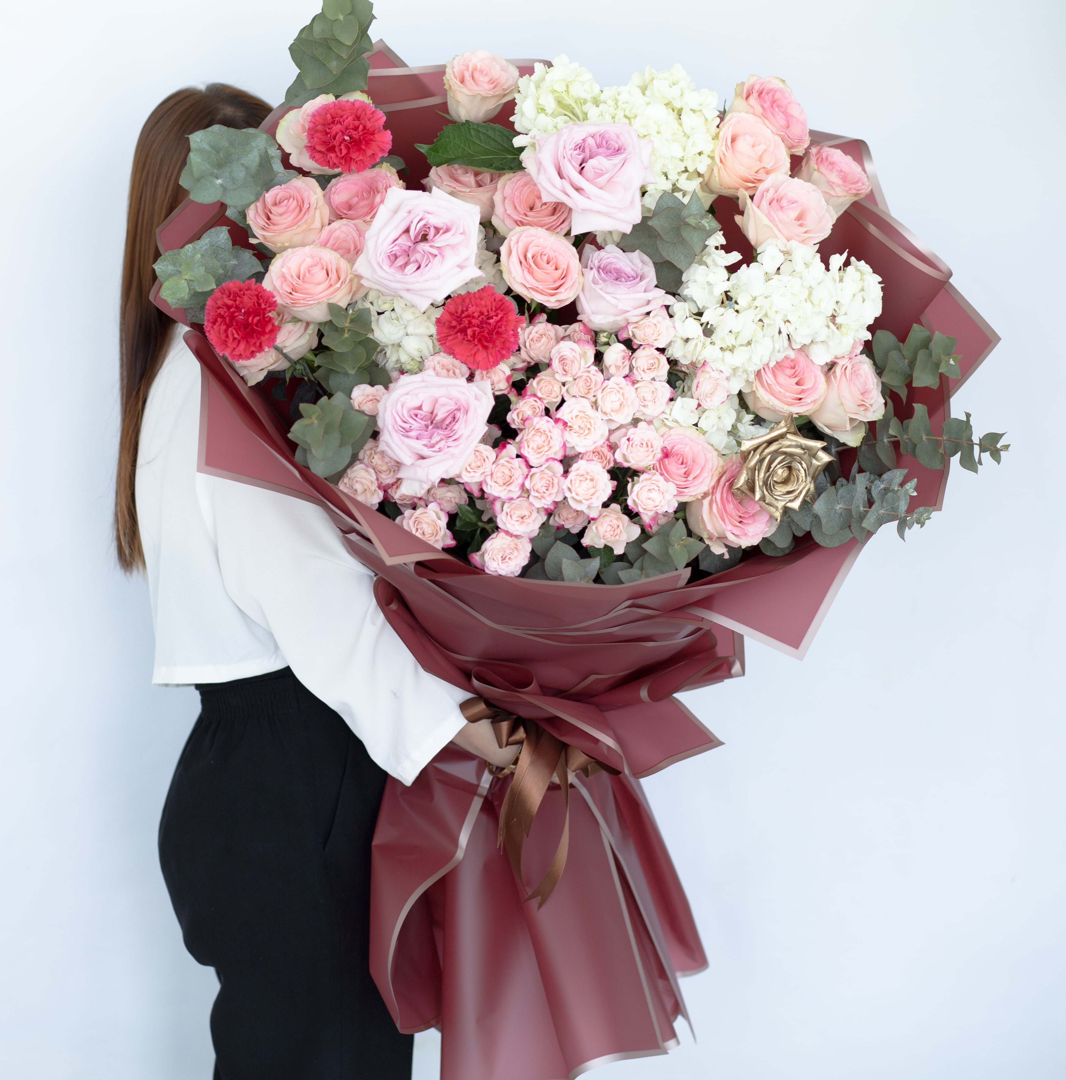 Flower Bouquet Delivery Dubai SPN