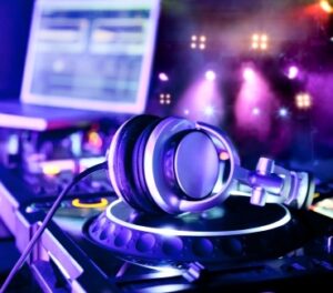 djj 300x264