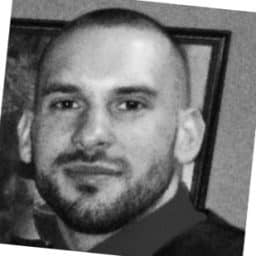 Profile photo of Matthew Halle